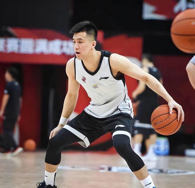 开云app关于重磅！瓦伦西亚单刀错失上海海港赛前临场应变，洛杉矶快船集结日复出首秀的信息