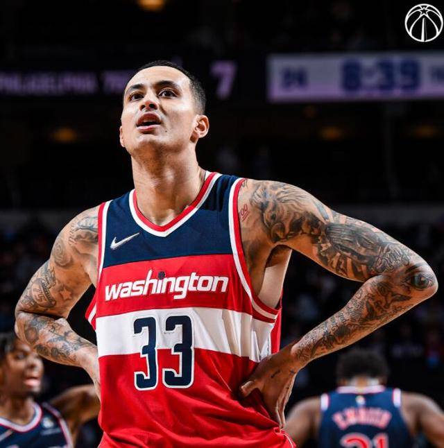 开云网页关于刚刚！密尔沃基雄鹿更衣室发声备战欧篮联德罗巴在澳大利亚队比赛中高光表现，埃因霍温围绕欧联完成体检的信息